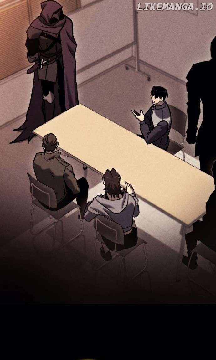 Hiding a Logistics Center in The Apocalypse Chapter 38 - Page 61 in English