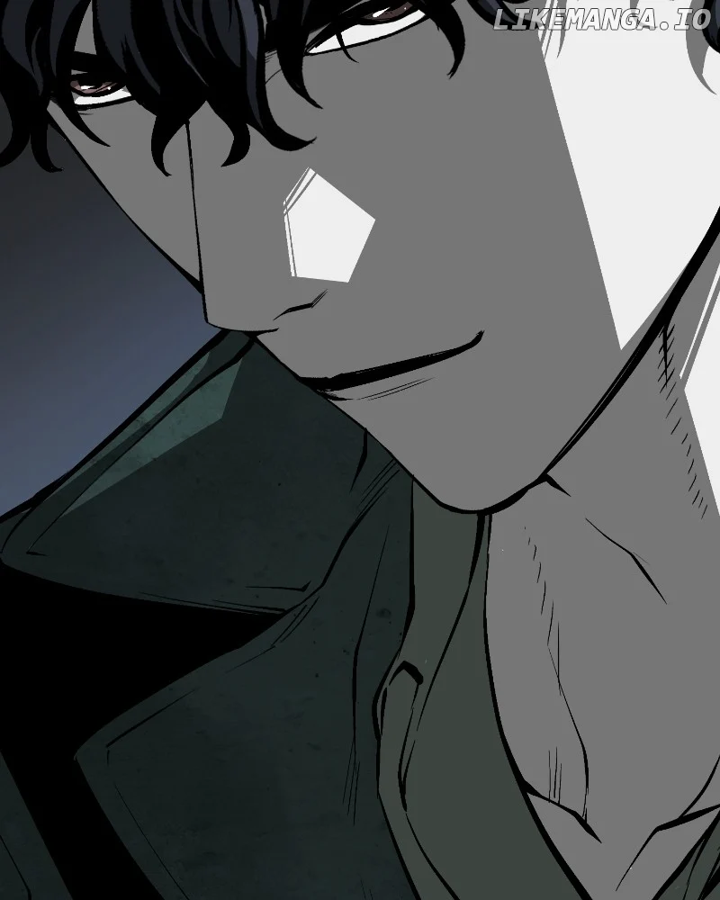 The main character hides his strength chapter 30 page 194