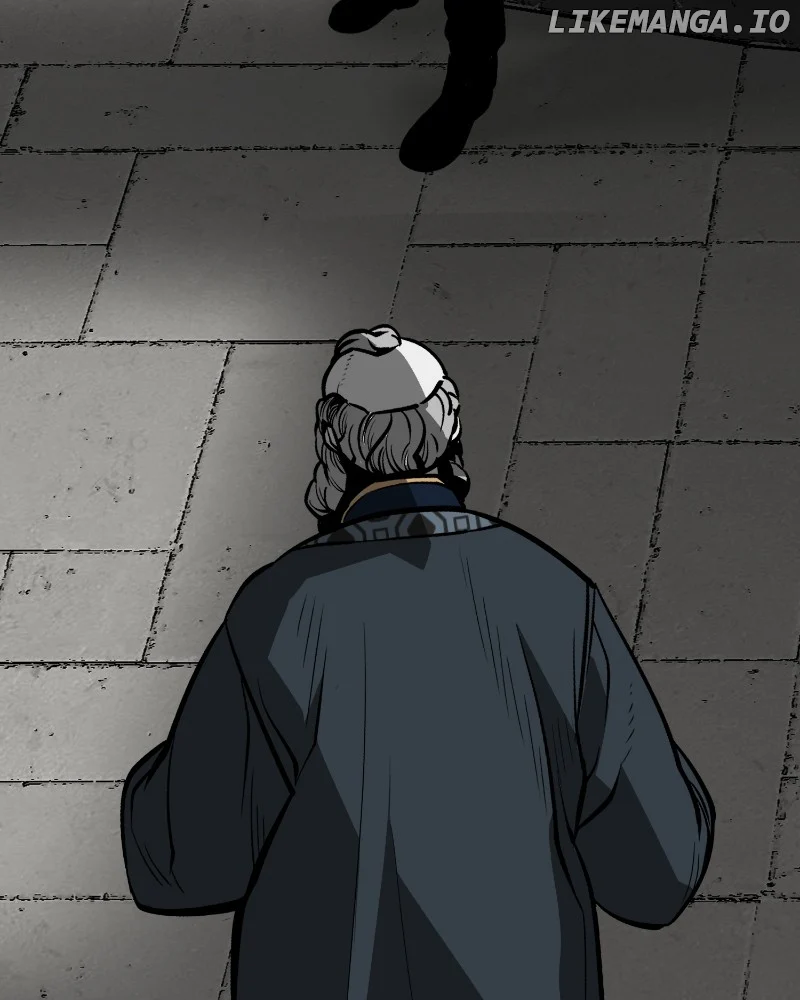 The main character hides his strength chapter 34 page 109