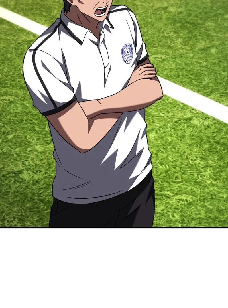 The genius midfielder’s passes are special chapter 28 page 11